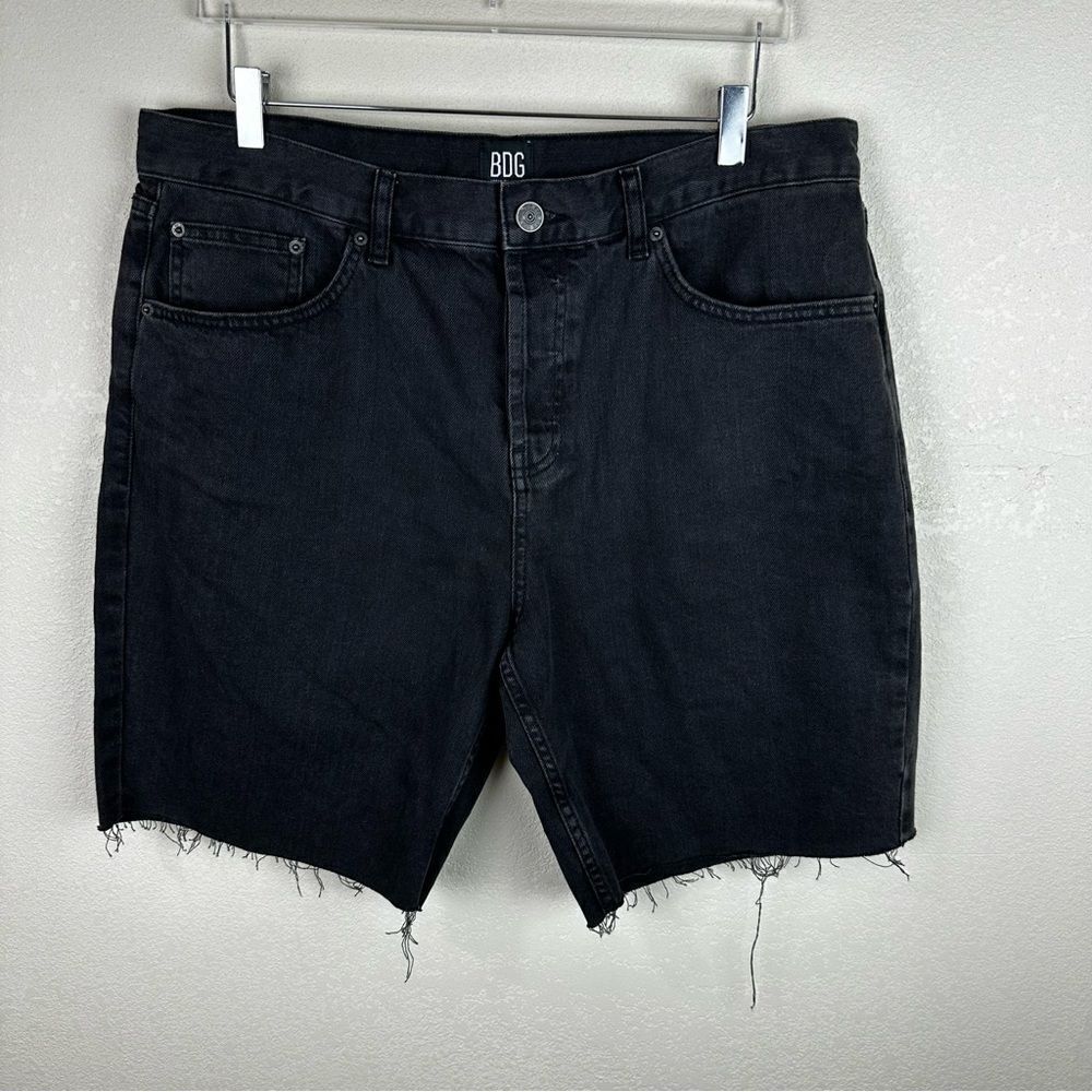 BDG Black Bermuda Cut Off Dad Shorts Size 36